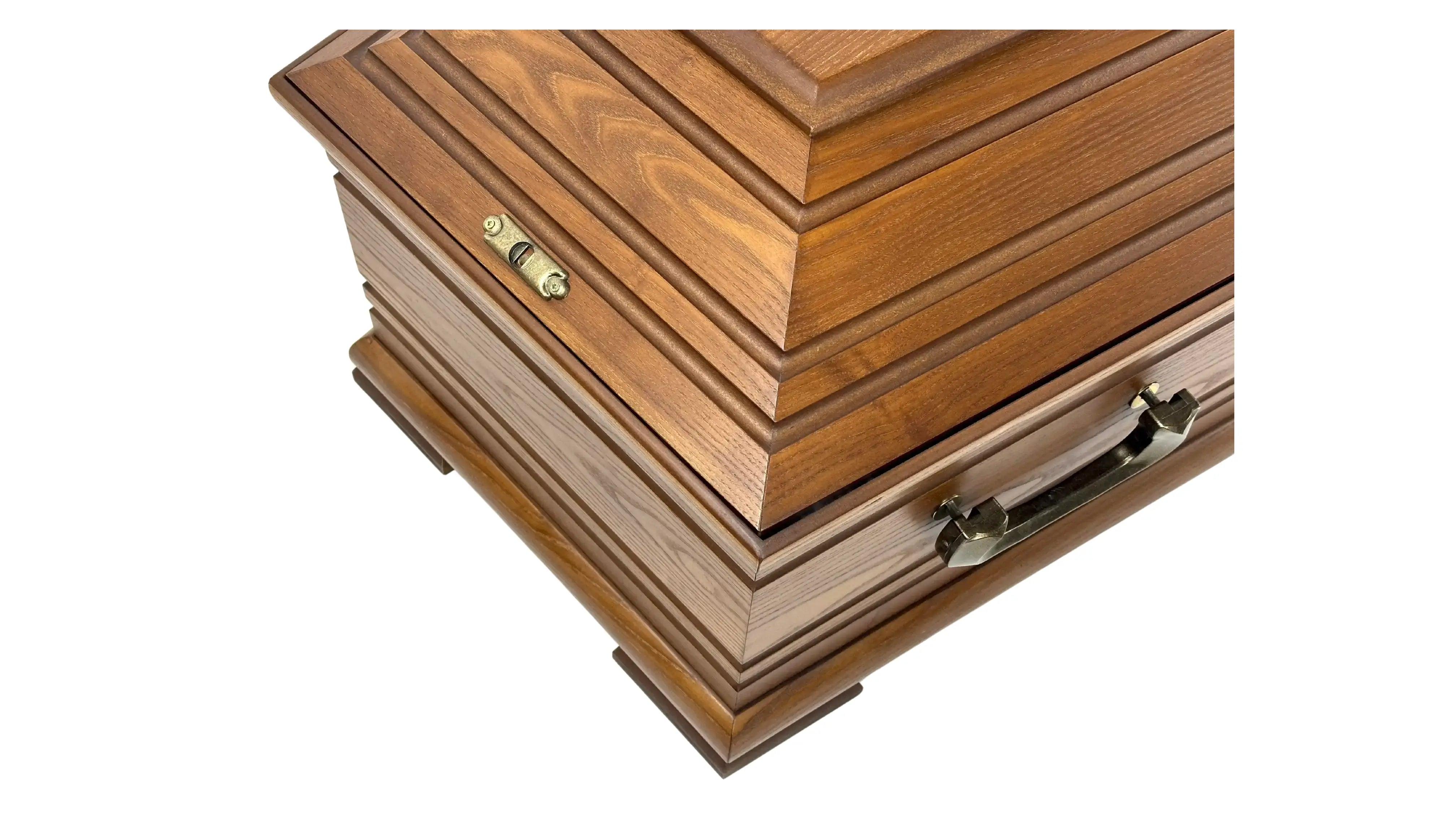 Topaz Oak