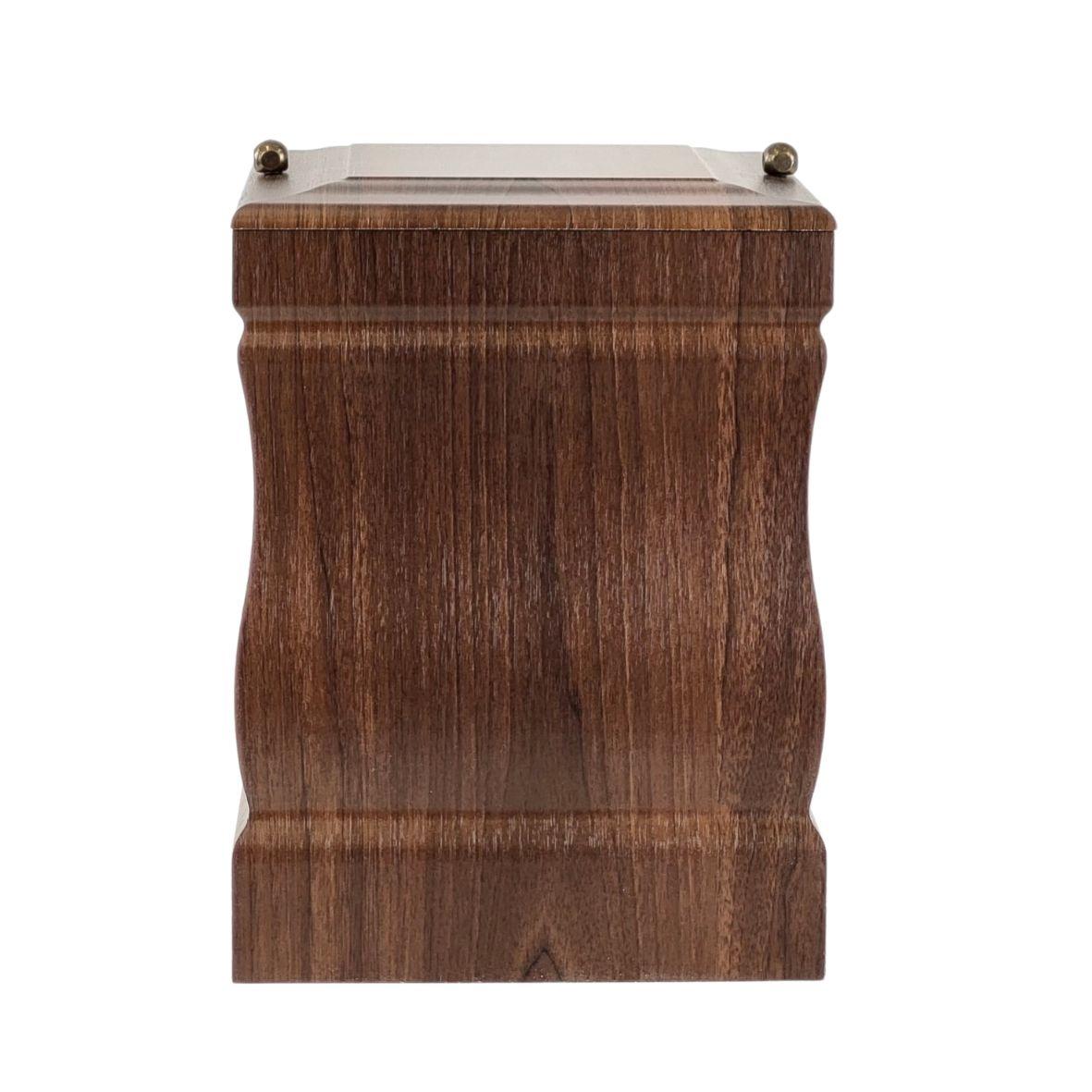 AURA Brown Oak