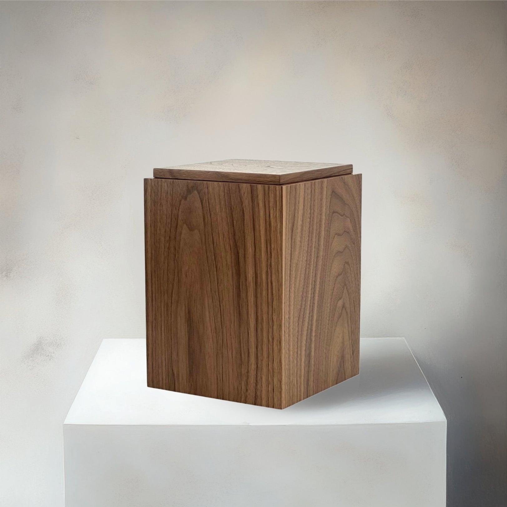 NOVA Walnut